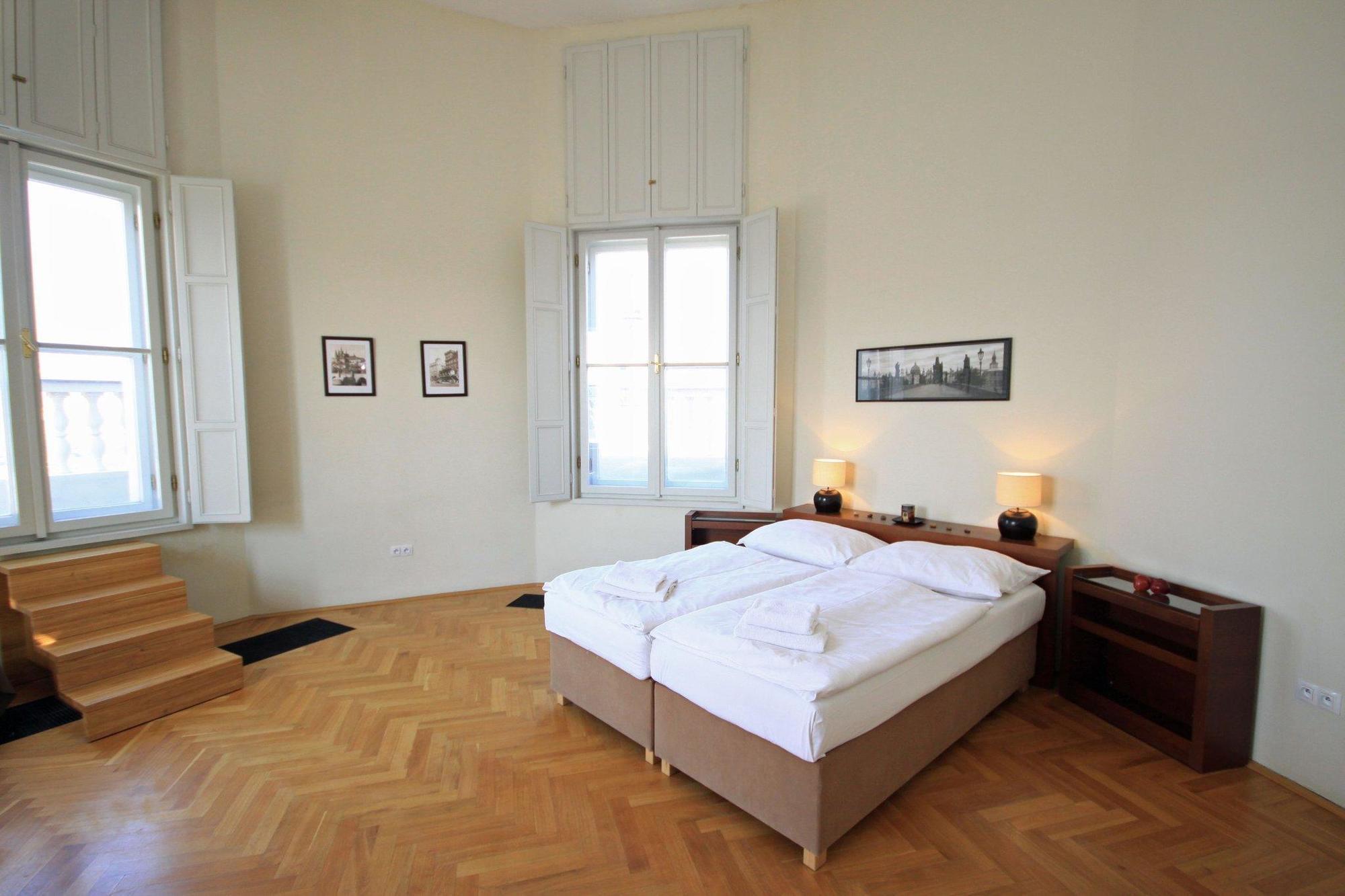 Leo Apartments Old Town Praga Zewnętrze zdjęcie