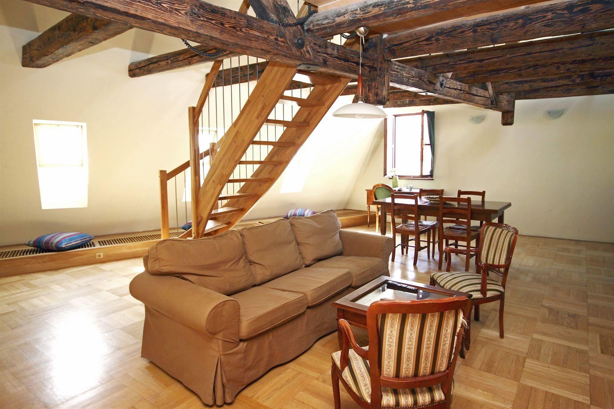 Leo Apartments Old Town Praga Zewnętrze zdjęcie